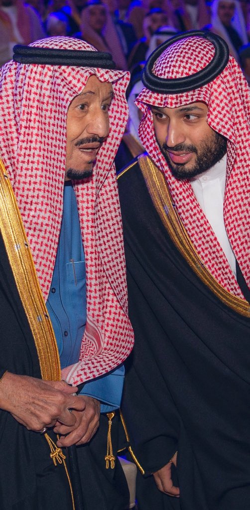 AJELNEWS24's tweet image. عاجل 🔴
.

.

#وزير_الصحة: 

أتقدم بالشكر لـ #خادم_الحرمين_الشريفين وسمو #ولي_العهد - حفظهما الله - على دعمهما الكبير للحفاظ على صحة وسلامة المواطنين والمقيمين.
.

.
السعودية
.