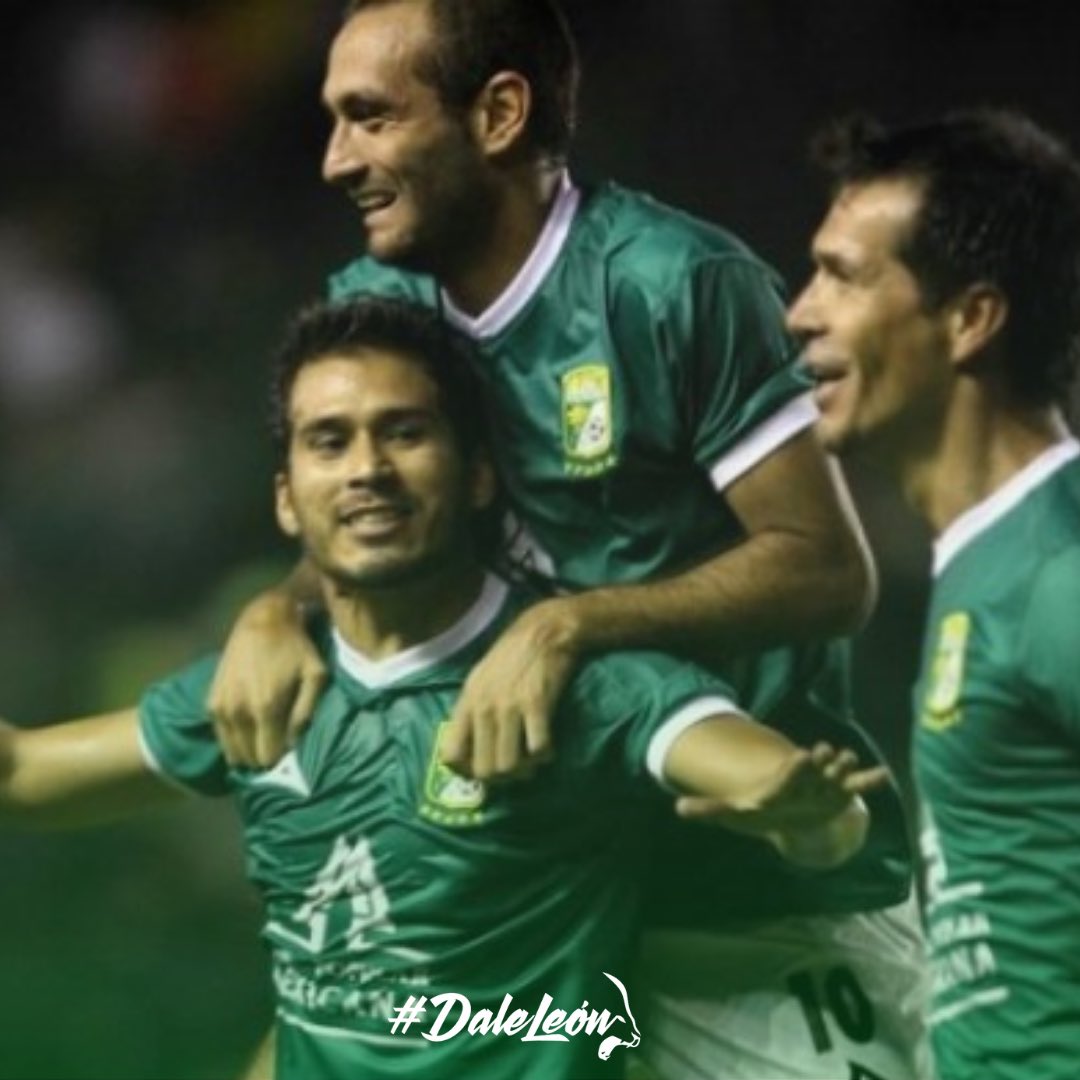 ¿Qué es lo primero que te viene a la mente cuando ves esta foto 👀🦁? 

#DaleLeón🦁