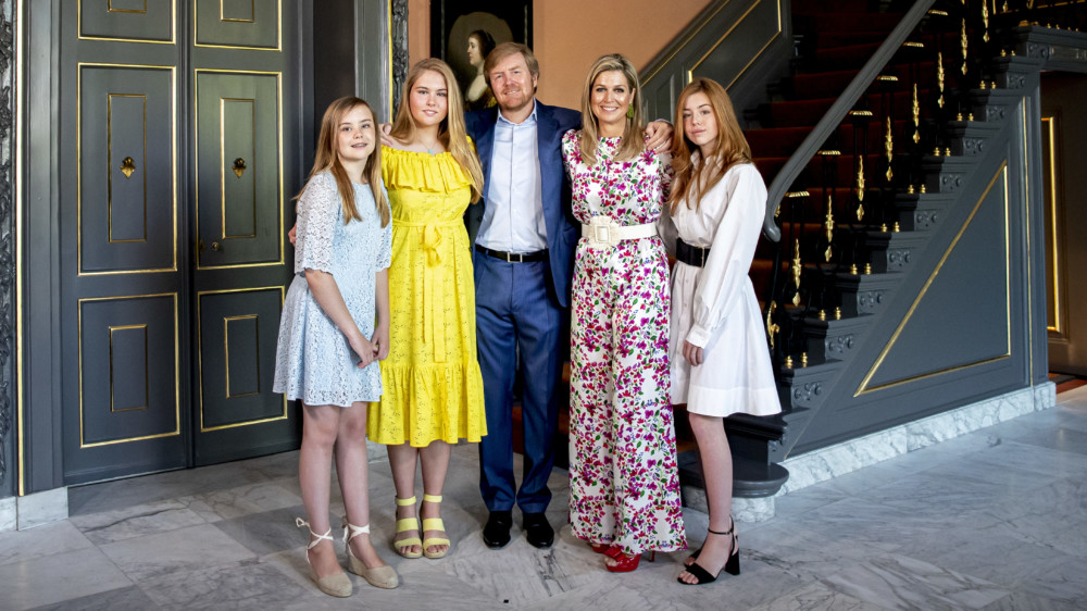 Happy King's Day everyone! We hope everyone finds a fun way to celebrate this unique edition of the most Dutch Holiday of the year. How are you celebrating King's Day with social distancing in place? Let us know in the comments!