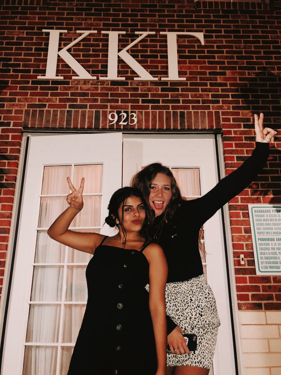 NorthTexasKappa's tweet photo. 💙 even through the ups and downs of life, we are SO thankful for lasting memories and joy that comes through knowing we will be reunited! #unt24 #unt #kappakappagamma https://t.co/REfAmvDaRg
