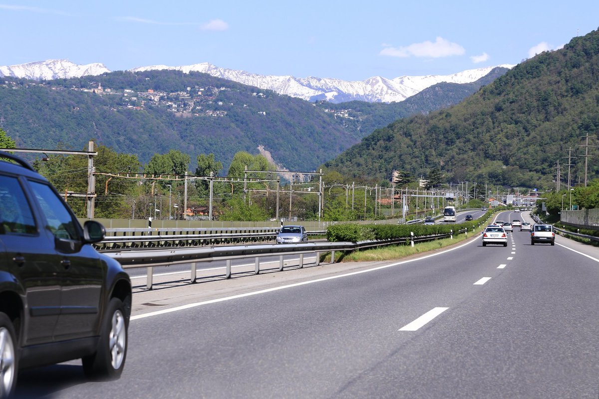 Die Automobilindustrie steht vor großen Herausforderungen. Im Gastblog spricht Herr Franz Weghofer, Project Lead Smart Factory #magnasteyr, darüber, wie wichtig dabei das Setzen von Prioritäten ist. #Digitalisierung rok.auto/2RwEN2r