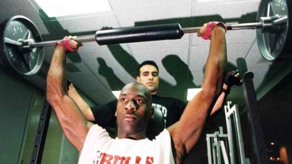 Anyone else notice what became a priority for Michael Jordan and the Bulls just before their first title? A strong commitment to the weight room is beneficial for all teams, regardless of the sport.