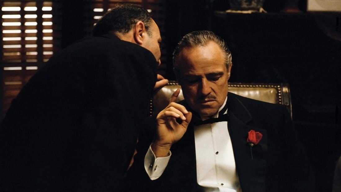 #19 - La trilogie "Le Parrain" de Francis F. CoppolaInspiré du roman éponyme de Mario Puzo. Une ode a la famille camouflée habillement derrière une histoire de gangster. Ce mythe du cinéma américain porté par l'extraordinaire Marlon Brando est tout bonnement génial.