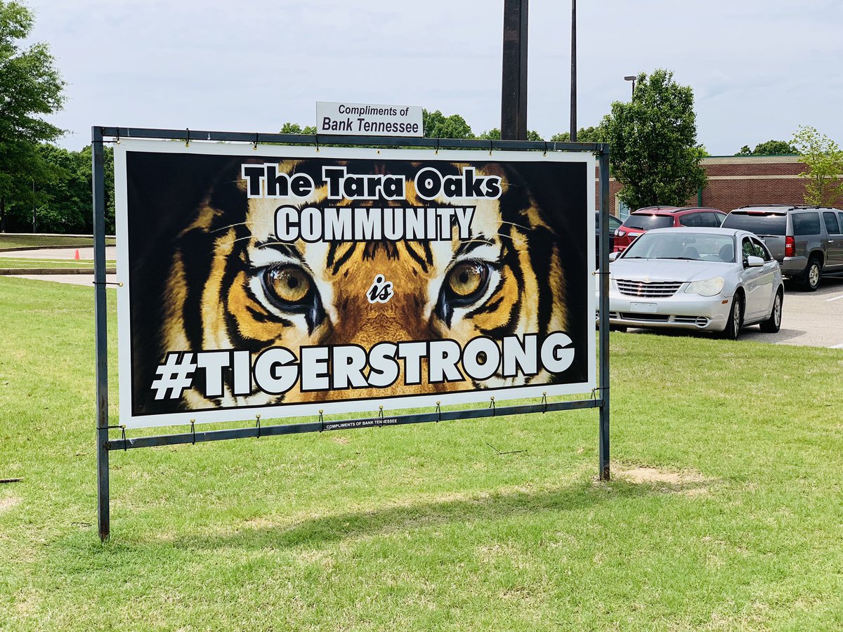 TaraOaks_ES's tweet photo. Sending encouragement to our families during this time away from school. We are #TigerStrong! 🐅 https://t.co/r6x01CaxPS