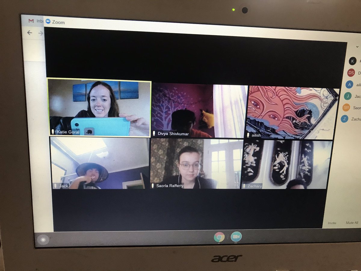 curriculumcross's tweet photo. 8th grade graduation film production planning  meeting #throughtheyears #graduation #lccs  @MsG_LCCS https://t.co/zoNxGqD0mH