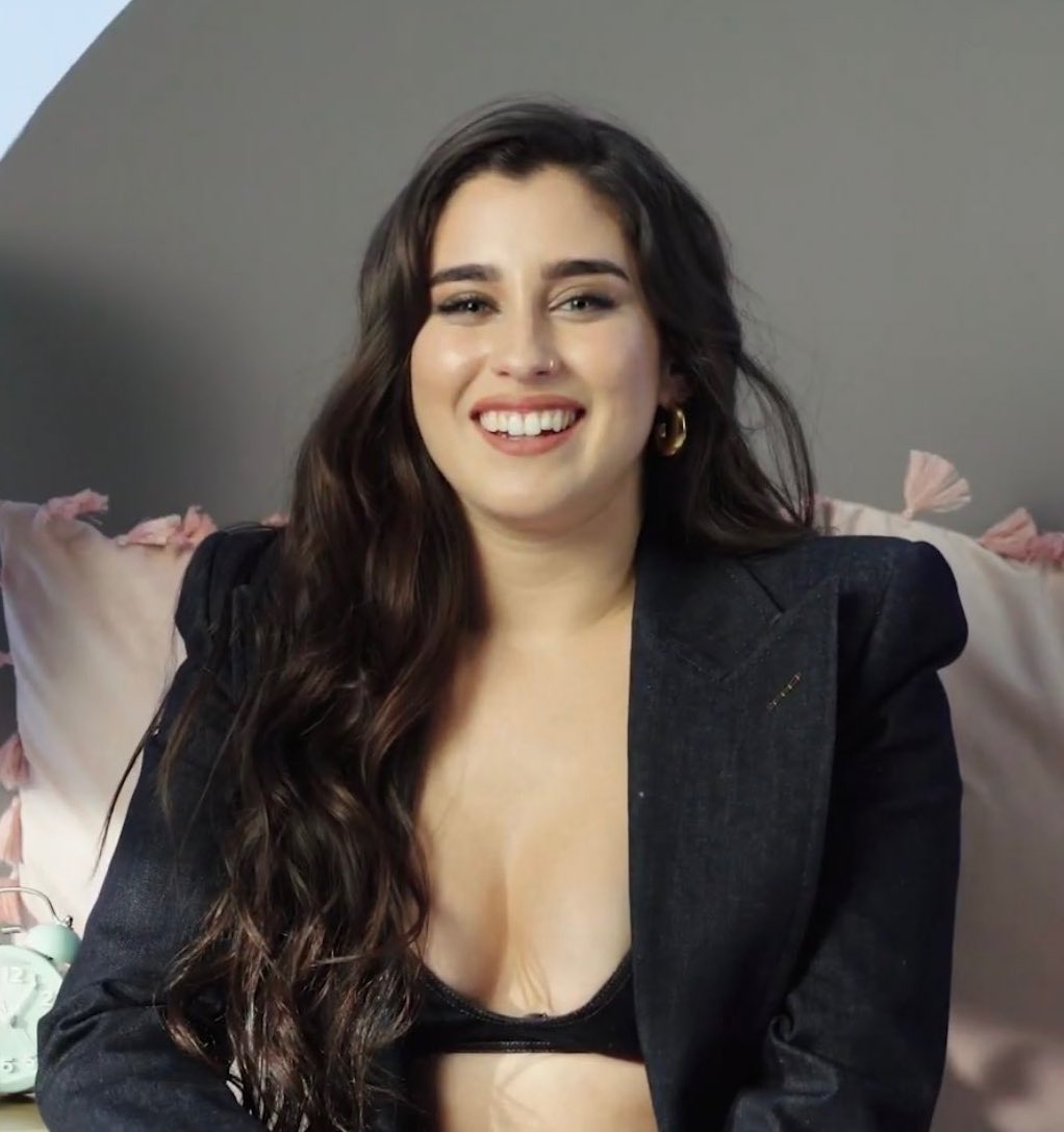 Lauren Jauregui Pics tweet media