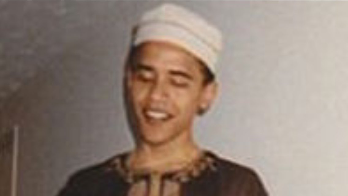  #FakePresident is trending on twitter right now..... so here’s a nice  @BarackObama super thread for you I’m  #bathhousebarry and I approve this message  #Obama  #ObamaWasBetterAtEverything  #ObamaEnvy  #ObamaNews  #ObamaOutdidTrump  #DarkToLight  #NothingCanStopWhatIsComing