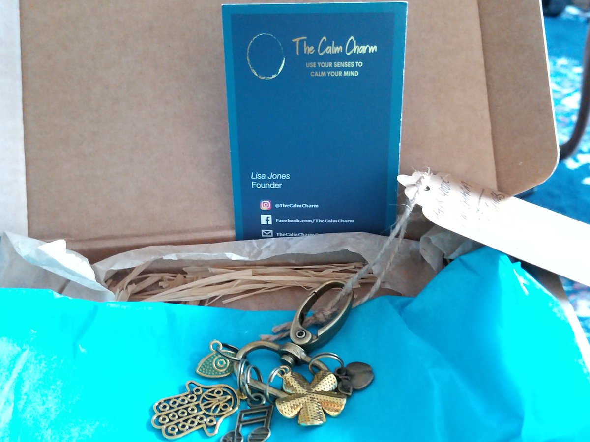 KathMJ2016's tweet photo. Had my own surprise gift sent to me today from a thoughtful friend and colleague #KindnessMatters #appreciated #managershavewobblestoo #calmcharm
Thank you @olgaIam 😘 https://t.co/d6WMH1q4gu