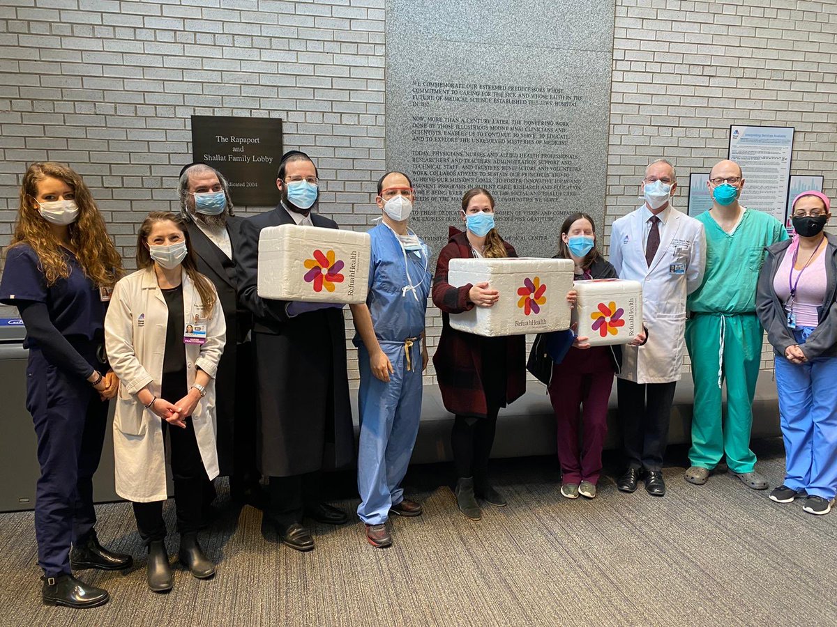 Volunteers from <a href="/RefuahHealth/">RefuahHealth</a> center dropping off blood. They have sent Mount Sinai up to 2,700 blood samples from recovered #COVID19 patients to test for antibodies and identified over 1,000 possible  donors for convalescent plasma.