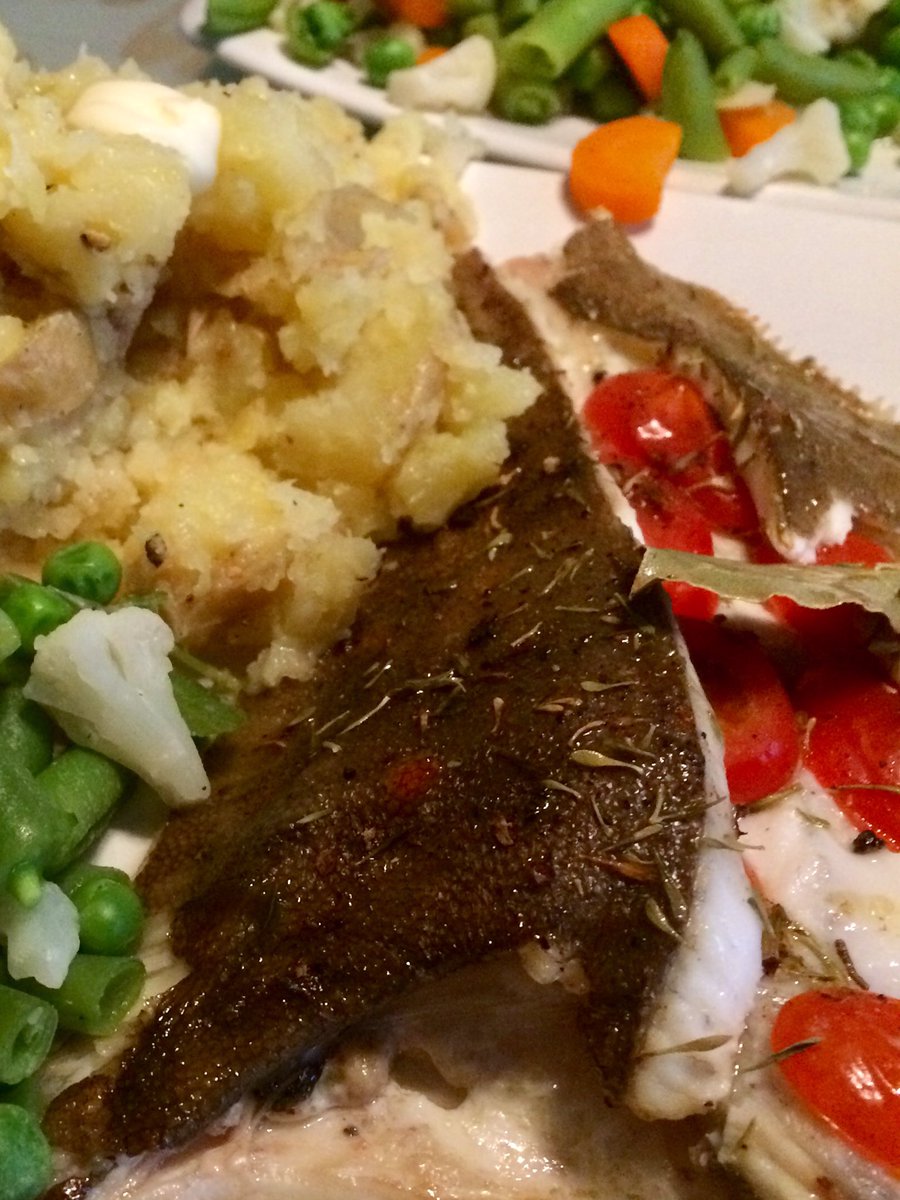 Kayak_Mark (@markwickens1) on Twitter photo Loving #plaice from #Hastings #OldTown huts. Thanks for supplying excellent fresh <a href="/Hastings_Fish/">Hastings Fish</a> . Dinner with thyme, butter tomatoes, baby potatoes & mixed veg. Loving #plaice from #Hastings #OldTown huts. Thanks for supplying excellent fresh <a href="/Hastings_Fish/">Hastings Fish</a> . Dinner with thyme, butter tomatoes, baby potatoes & mixed veg.