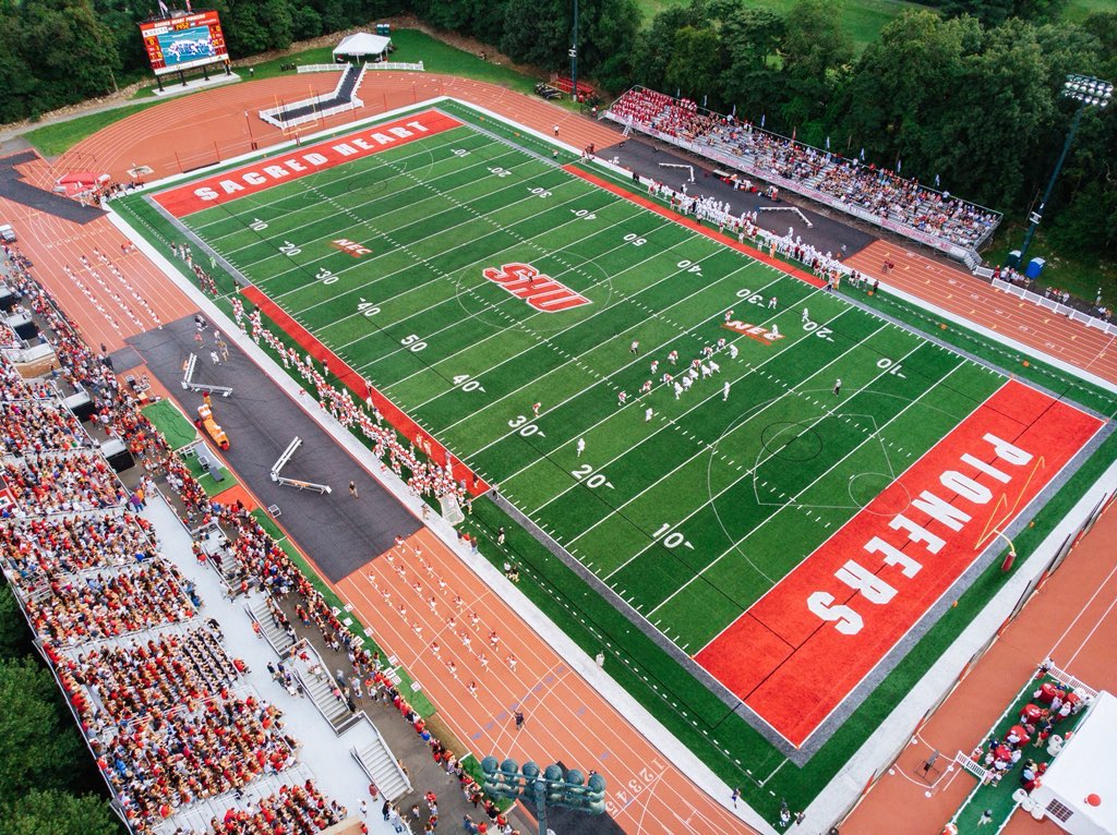 LouroJake's tweet image. Great way to start the week with an offer from Sacred Heart University!!! Thank you to @Coach_WojcikSHU @Coach_Cooke52 @SHU__Football