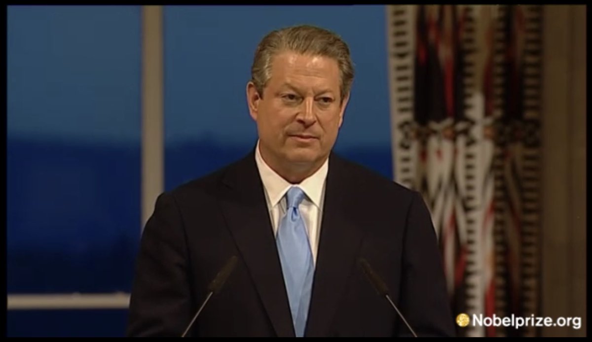  Al Gore n’est pas du tout aussi affirmatif que le dit Raoult dans son discours de la remise du prix Nobel, même si les prédictions sont fausses.Il cite deux études :- Une qui "estime" que la banquise arctique "pourrait être complètement partie en été dans moins de 22 ans".