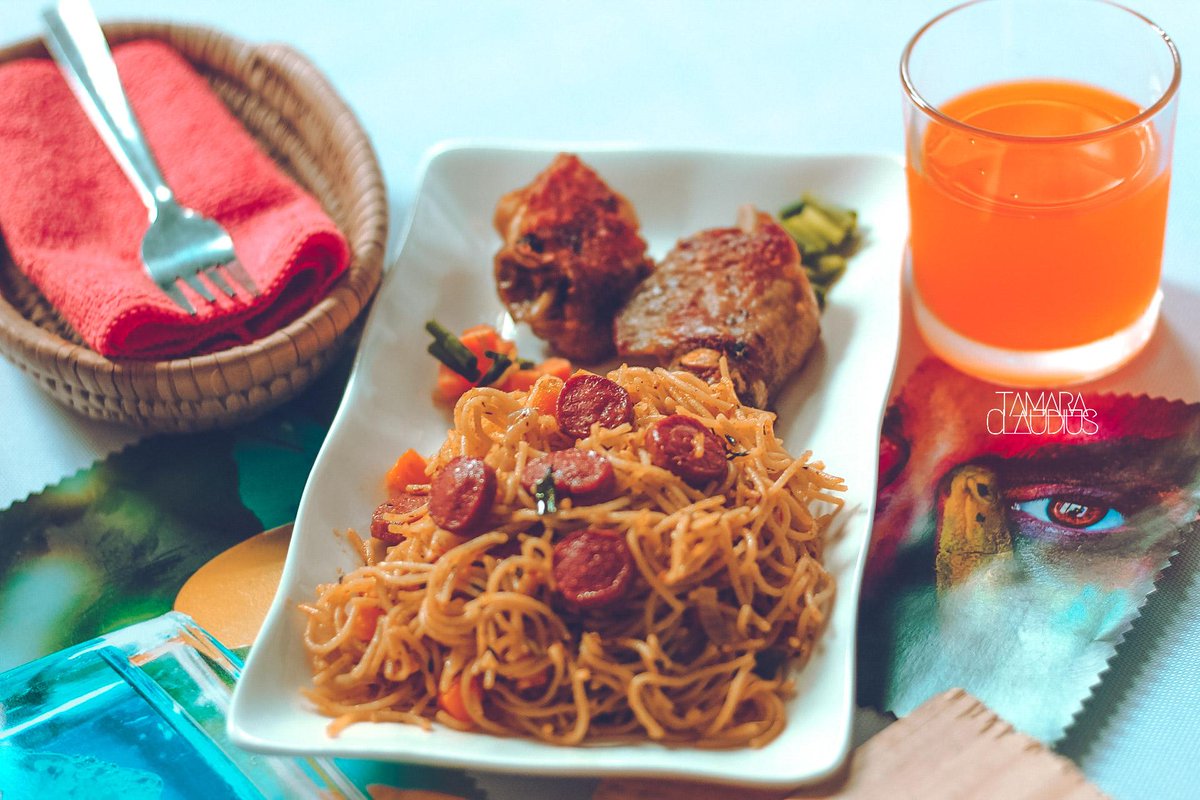 the_thamarah's tweet photo. Food and Photography but we all know who the real STAR is. @maggi_nigeria.
.
Retweets anyone?
.
#day32oflockdown #lockdownhustle #food #photography #another14 #LockdownEnd #lagos https://t.co/Hb2wOKGEHQ