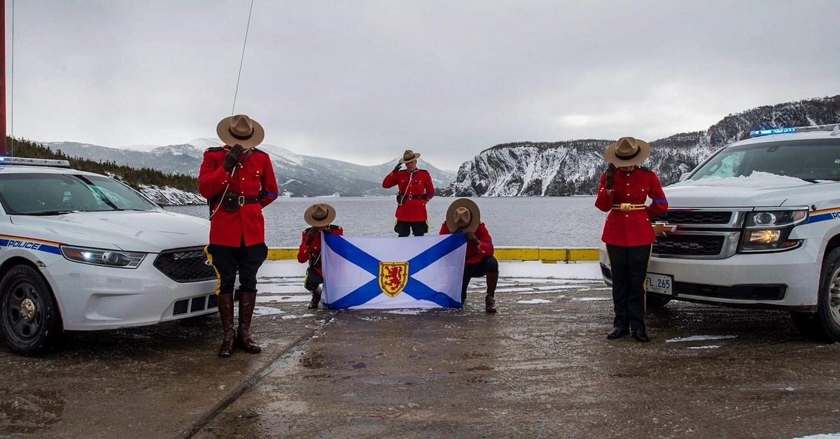 Nova Scotians &amp; RCMP feel your love &amp; support. What happened in our province can only be described as devastating. Sorrow from coast to coast is palpable &amp; we feel your embrace. Thank you for your messages, condolences, vigils, tributes &amp; for rallying around us. #NovaScotiaStrong