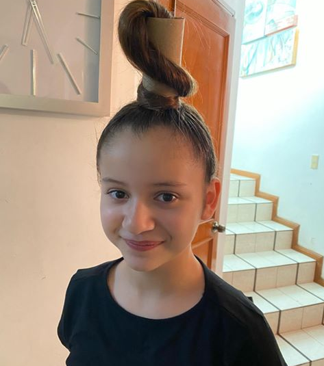 sendadelrio's tweet photo. ¡Inicia la semana del #DíaDelNiño 2⃣0⃣2⃣0⃣! 🎉👦🎈👧🍬
Y todos Nuestros #Knowmads desde #Prematernal hasta #Primaria están listos para la celebración #EnCasa. 🥳🏠Hoy Lunes iniciamos con "Peinados Locos". 💇♂️
#SendaEnCasa #Culiacán https://t.co/yL0NKU9doH