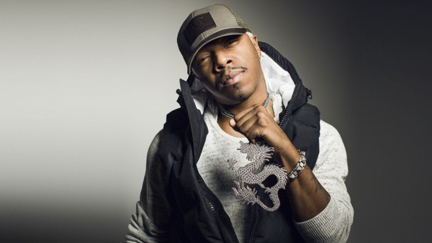 Rollandalbani's tweet photo. Sisqo: l'artiste RnB le plus influent des années 2000.
Nous qui avons connu la #ThongSong-mania et les bagguy dragon #Nostalgie
#Sisqo #RnB2000 https://t.co/oo03KP3L53