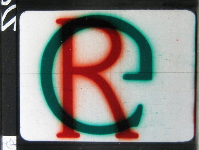 Here's a film frame labeled “R” and “G” (for red and green) from an original nitrate print of MYSTERY OF THE WAX MUSEUM (1933). Learn about Technicolor's ingenious two-color process + our restoration on the blog: ucla.in/2XTqEjN #preservationweek