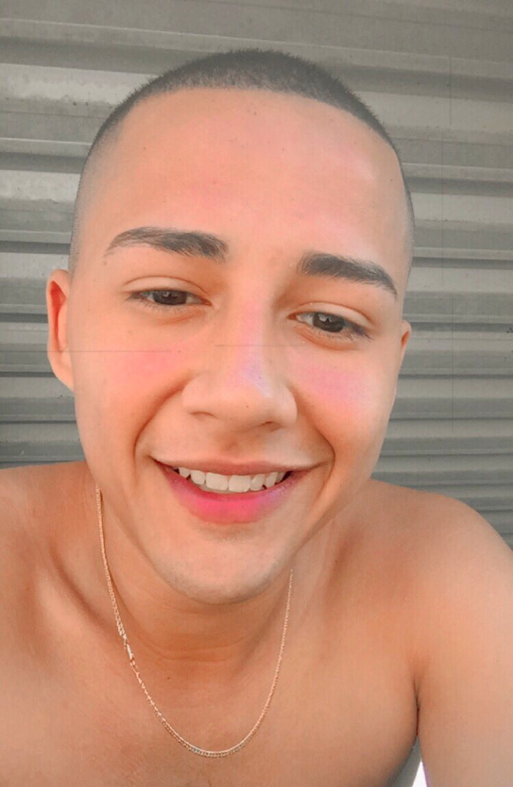 GRNARCISO's tweet photo. Só a noite pode acabar com meu dia 🌚😂❤️ https://t.co/1bu8Bcxtyj