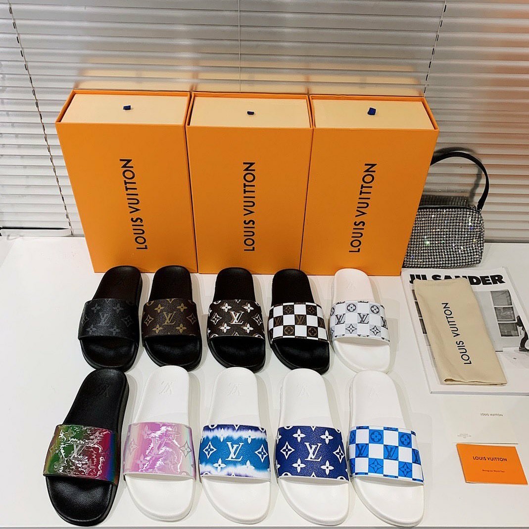 plug_miss's tweet image. 🧡 NEW SEASON LV SANDALS 🧡 
ALL SIZES AVAILABLE 📶
VARIETY OF DIFFERENT COLOURS 🌈
BANK TRANSFER &amp;amp; PAYPAL 💷
DM FOR INFO &amp;amp; TO ORDER 📲
24/7 REPLIES 🛂
-
#louisvuitton #womensdesigner #rep #clone #designer #summerfashion #highend