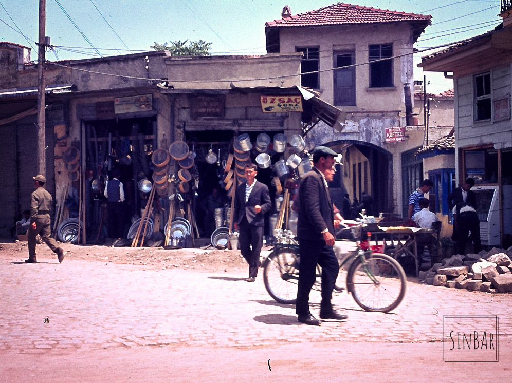 SinBArFilm's tweet photo. Arşivden...
Tek Kapılı Han, Antalya. 1964.
@barissduran
#tekkapılıhan
#Antalya #60s
#Balbey #Balibey https://t.co/jpDt18Zyz2