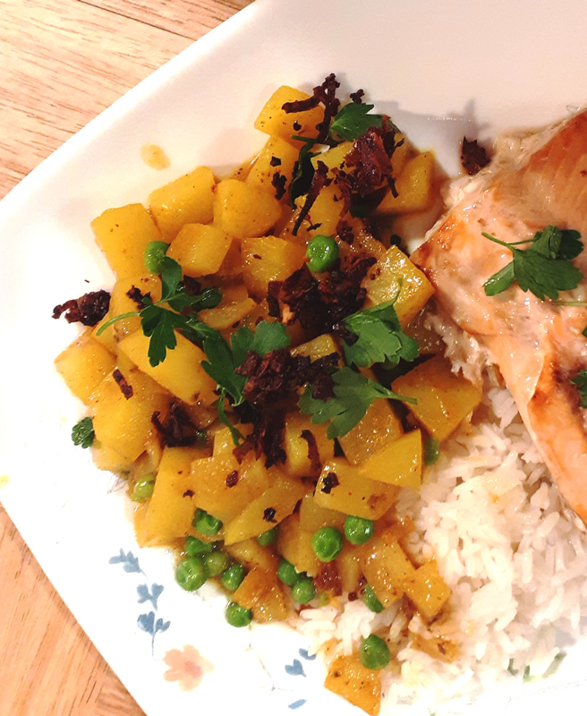 OhYouCook's tweet image. Curried #potatoes &amp;amp; #peas ingredients you already have onhand  bit.ly/2KGEeyY #coronacooking #Vegan #vegetarian #sidedish