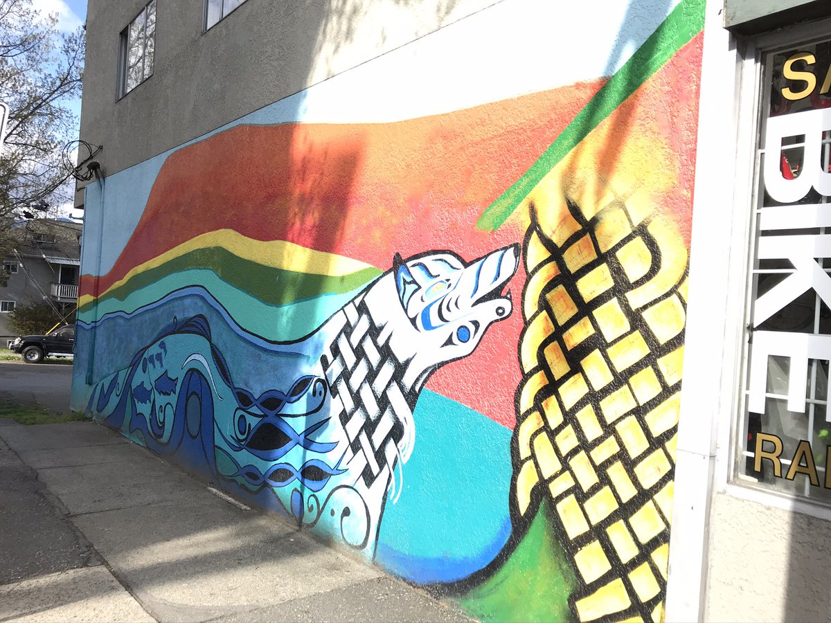 SteveKubota's tweet photo. @SashaEats @Adventuringgal @CharlesMcCool @CourseCharted @MadHattersNYC @SouthernerSays @DiscoverAtlanta @poetixtrip @Popinard @RoarLoudTravel Captured these on our afternoon walk, today 😎☀️#Vancouver @VanCity #MtPkeasant #StreetArt #MuralsMonday #Muraks #Art #SashaTravels https://t.co/7oy5JFGaHH