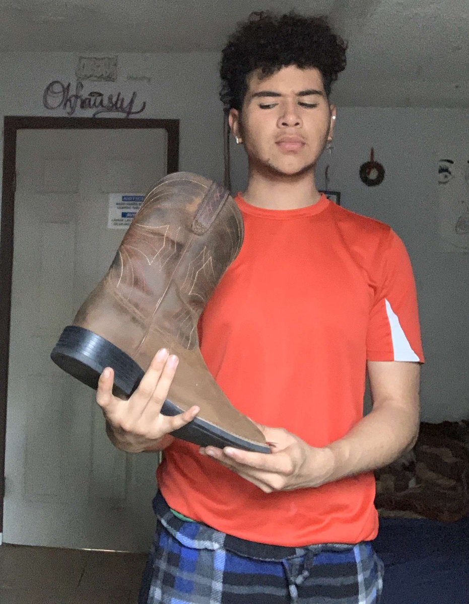 RatedEASB's tweet photo. Comfy Coffee Day : Our emcee Frausto looking for the chrome book in his stash boot 🥾 😂 https://t.co/DA4J5xQTJC