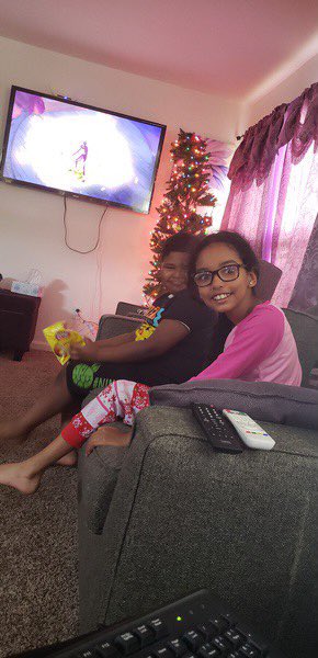 bhamiltonfcps's tweet photo. This Centre Ridge family is definitely having a stressless week! They’ve already checked going on a walk and watching a movie off their list! Way to go Abdulbagis! #centreridgees #stresslessweek #spiritweek https://t.co/IQSOt8OKzX