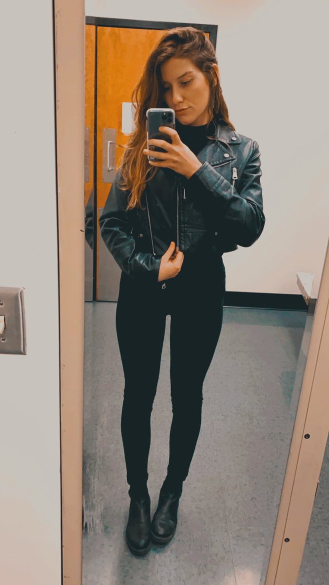 nicolemih's tweet photo. https://t.co/iCAVYGEIC2