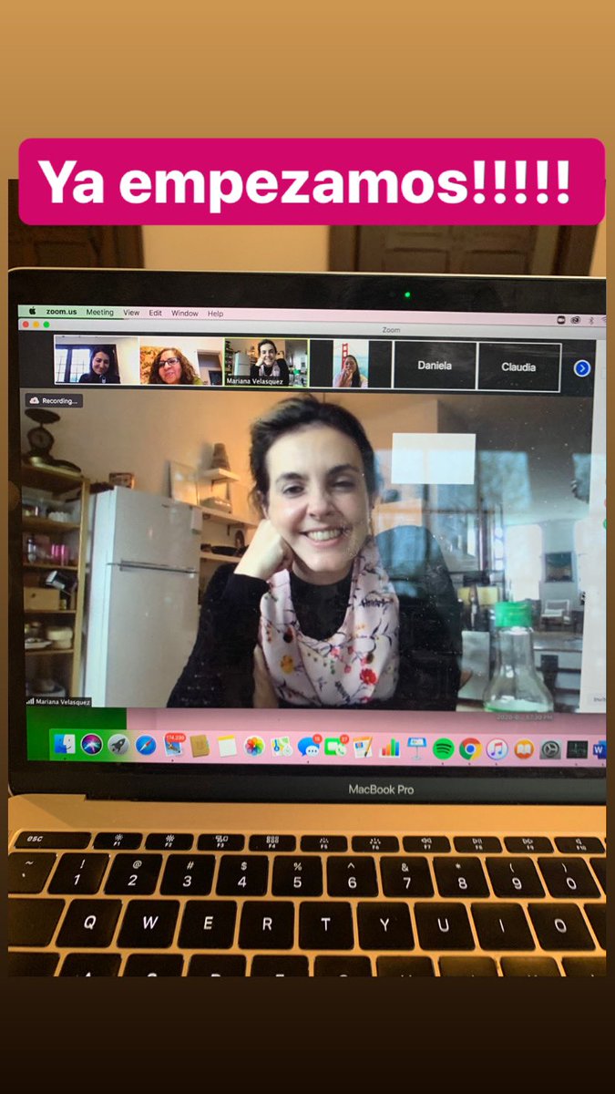 En nuestra clase de hoy con la Chef Mariana Velasquez aprendimos a usar 1 solo pollo para tres platos completamente diferentes! También aprendimos trucos para la preservación de hierbas y como sustituir ingredients! Gracias Mariana!!!