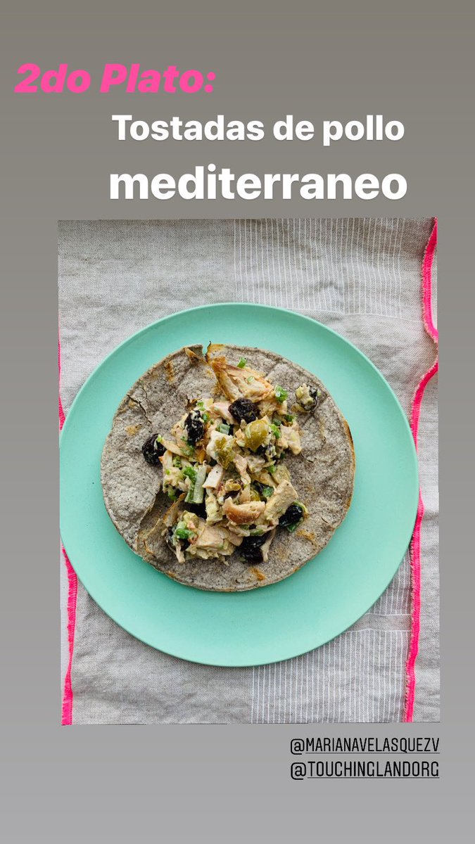 touchinglandorg's tweet photo. En nuestra clase de hoy con la Chef Mariana Velasquez aprendimos a usar 1 solo pollo para tres platos completamente diferentes! También aprendimos trucos para la preservación de hierbas y como sustituir ingredients! Gracias Mariana!!! https://t.co/YUaVpw8Zpa