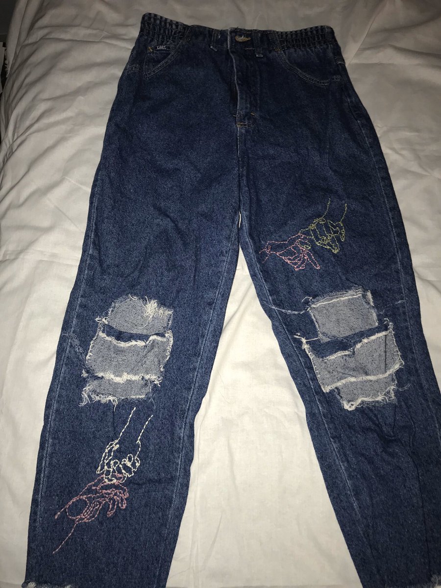 gingersnap416's tweet photo. More embroidery pictures that no one asked for https://t.co/5ygfjSm6DC
