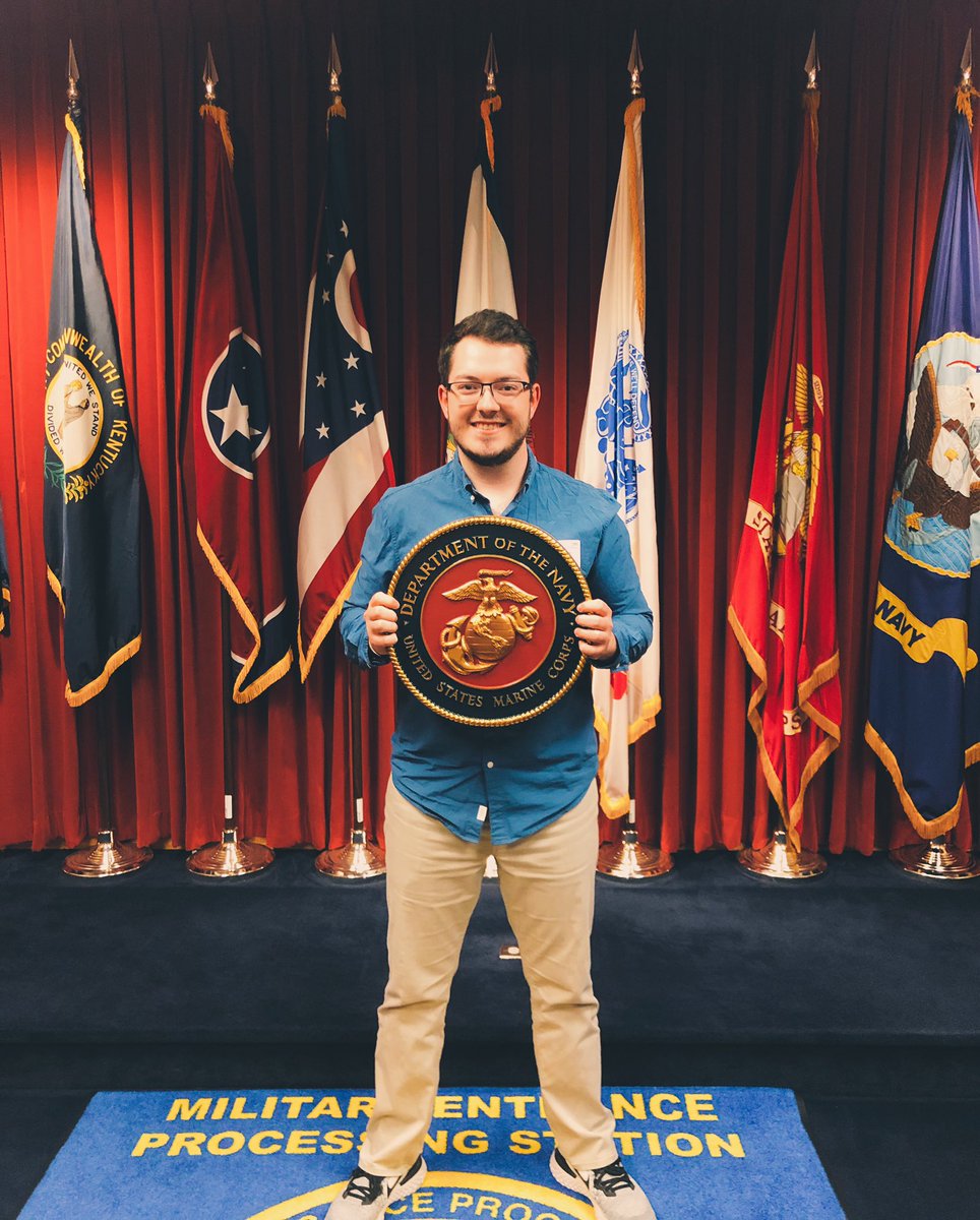 paytoncd99's tweet photo. Thank you to everyone that has supported me and helped me while I chase this dream of becoming a United States Marine. 
Today I took the first step in this process and I am now a USMC poolee. 🇺🇸❤️ https://t.co/kb1jbUFnow
