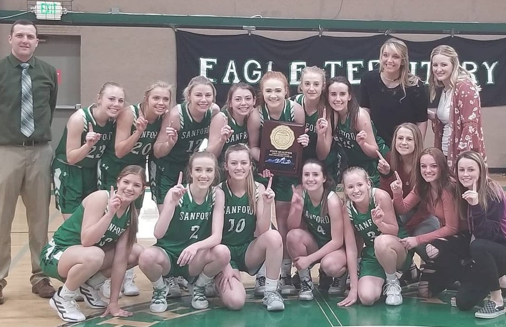 Sanford Girls Basketball Team!  sanfordschools.org/article/238109…