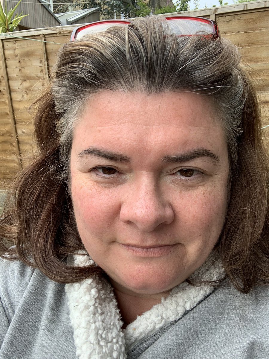 pamgeil's tweet photo. Welcome to the lockdown look!  #newtrend #greyhair #greyhairdontcare #lockdownlook https://t.co/Xf7A2qpkx5