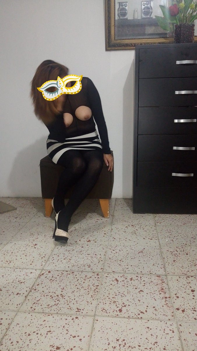 Karımla beraber olacak kişi benimde izlememi kabul ederse bize mesaj yazsın