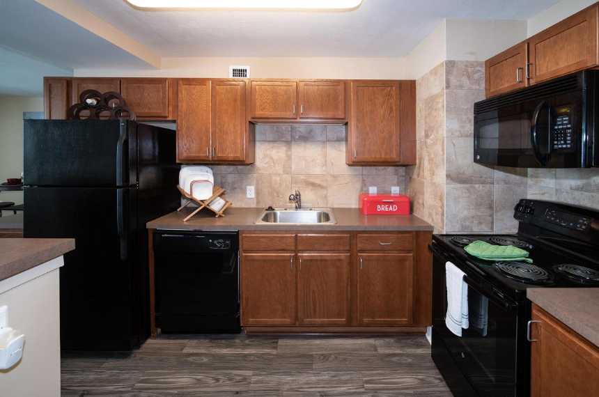 WalnutTower_KC's tweet photo. Whether food is your passion or just fuel to keep you going, our kitchens are up to the task. https://t.co/VncCGWhLDe https://t.co/qe2gn08F3F