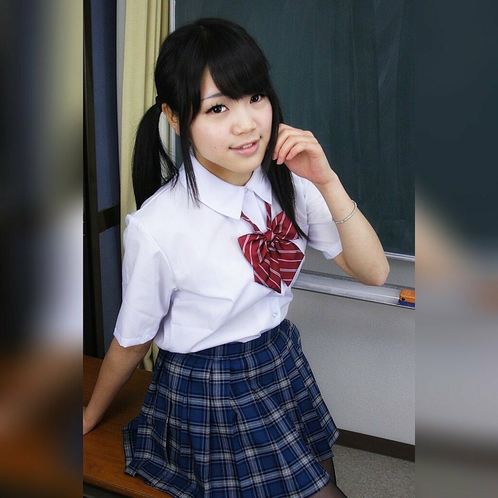 hiropyon0628's tweet photo. #うたてぃかーな #spring2013 #コスマリン撮影会 #撮影会 #ポートレート #portrait #jk制服 https://t.co/ZVr8MNVk4Y https://t.co/mBdKD7tOkx