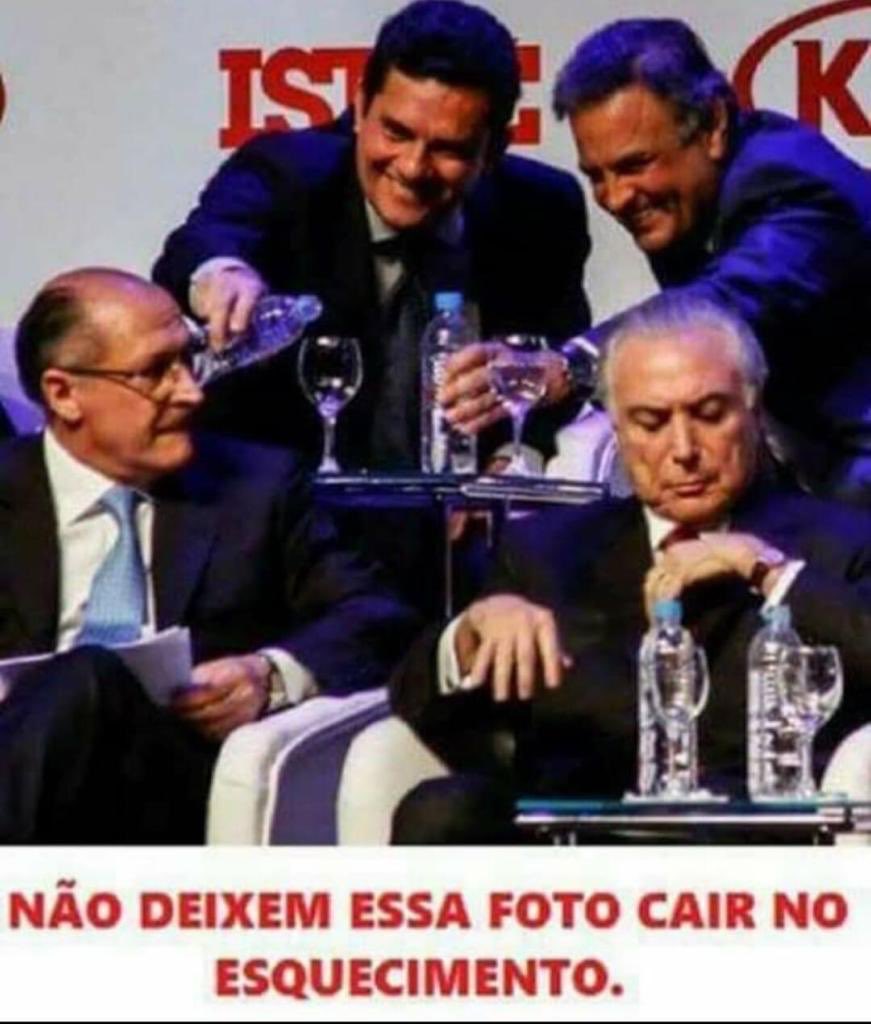 reginasimrs's tweet photo. ⁦@SF_Moro⁩ é um tremendo mal car��ter mesmo. #MoroNaoMeRepresenta #MoroTraira #ForaMaia #ForaSTFvergonha #ForaDoria Continuo com o melhor presidente da história do Brasil ⁦@jairbolsonaro⁩   #EuVoteiNoBolsonaro #FechadosComBolsonaro https://t.co/nRAkuEq0sq
