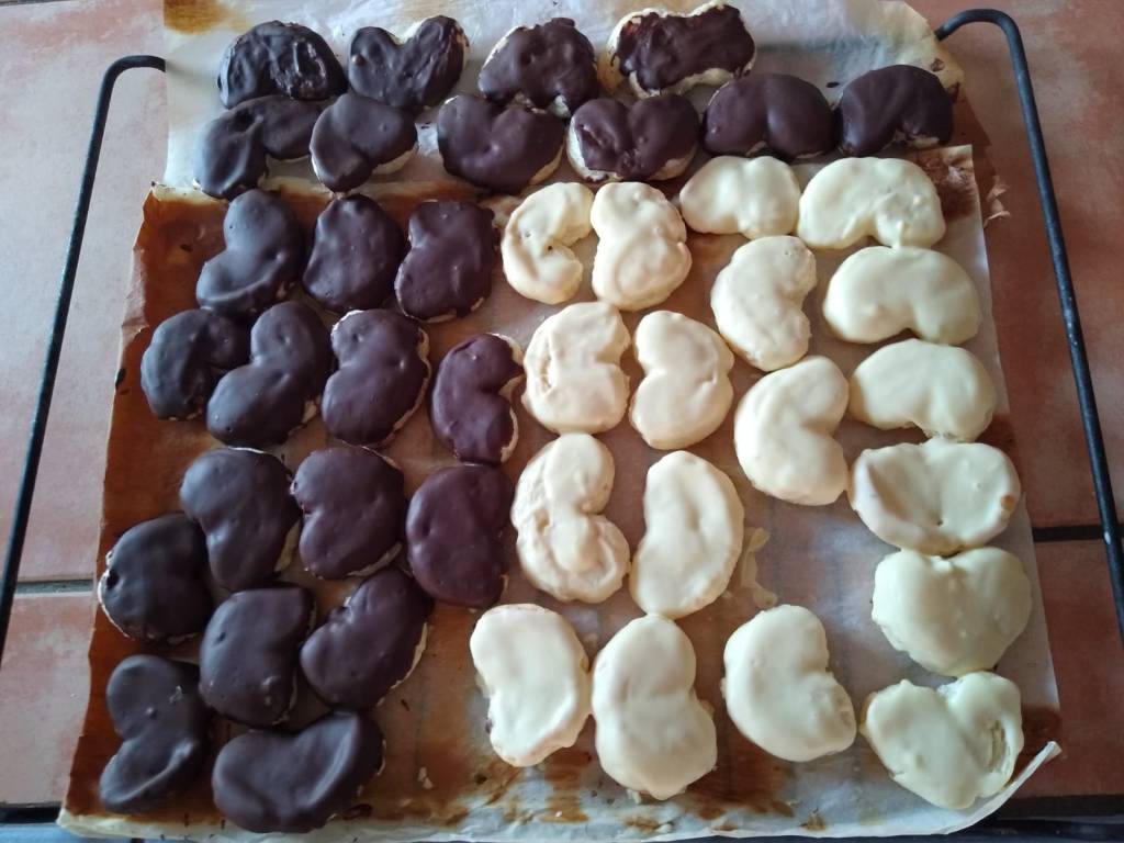 ComoConPan's tweet photo. Palmeritas caseras (video-receta) https://t.co/VVBt877jvu https://t.co/Mq9DyUOC0R