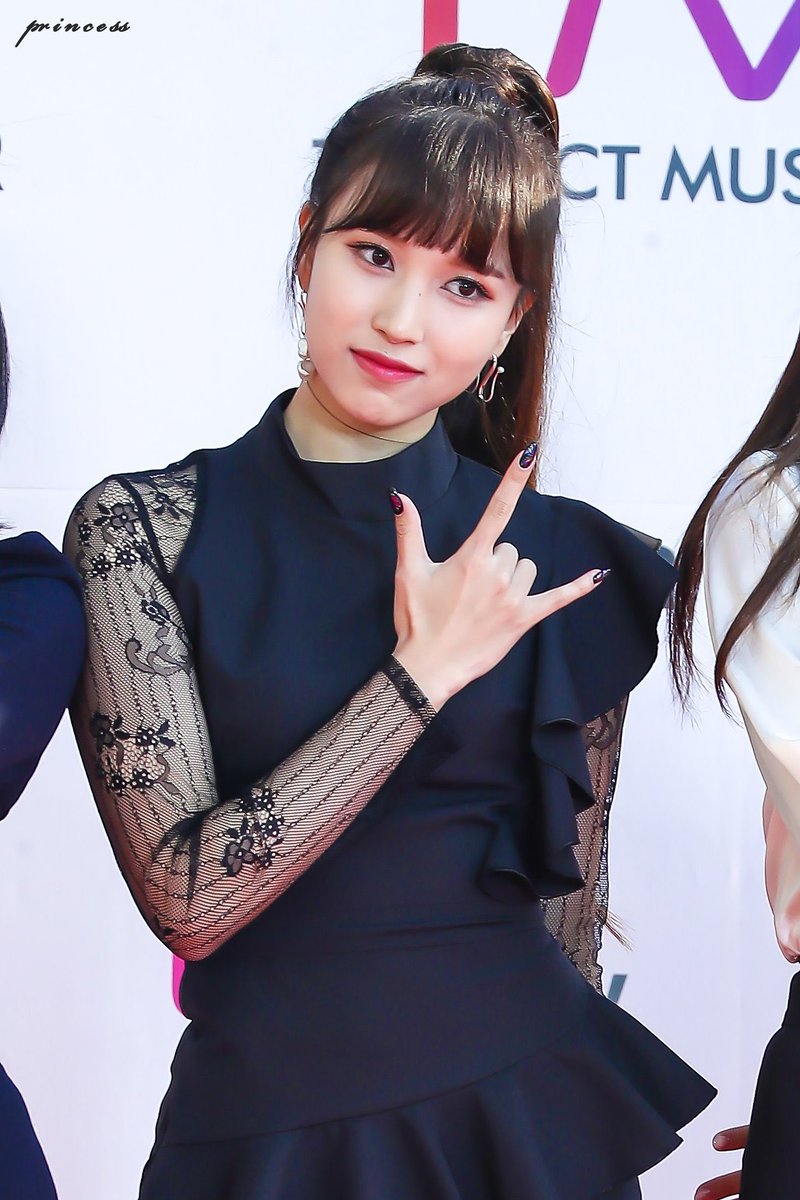 minajpgs's tweet photo. [EVENT] The Fact Music Awards
190424 | ©️ princess mina https://t.co/jbWPyYCfs3