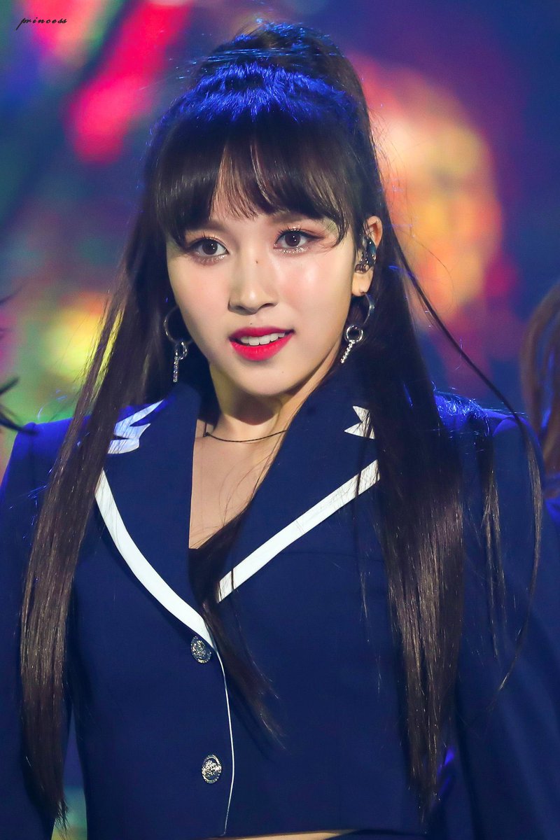 minajpgs's tweet photo. [EVENT] The Fact Music Awards
190424 | ©️ princess mina https://t.co/V0hbnSr09l