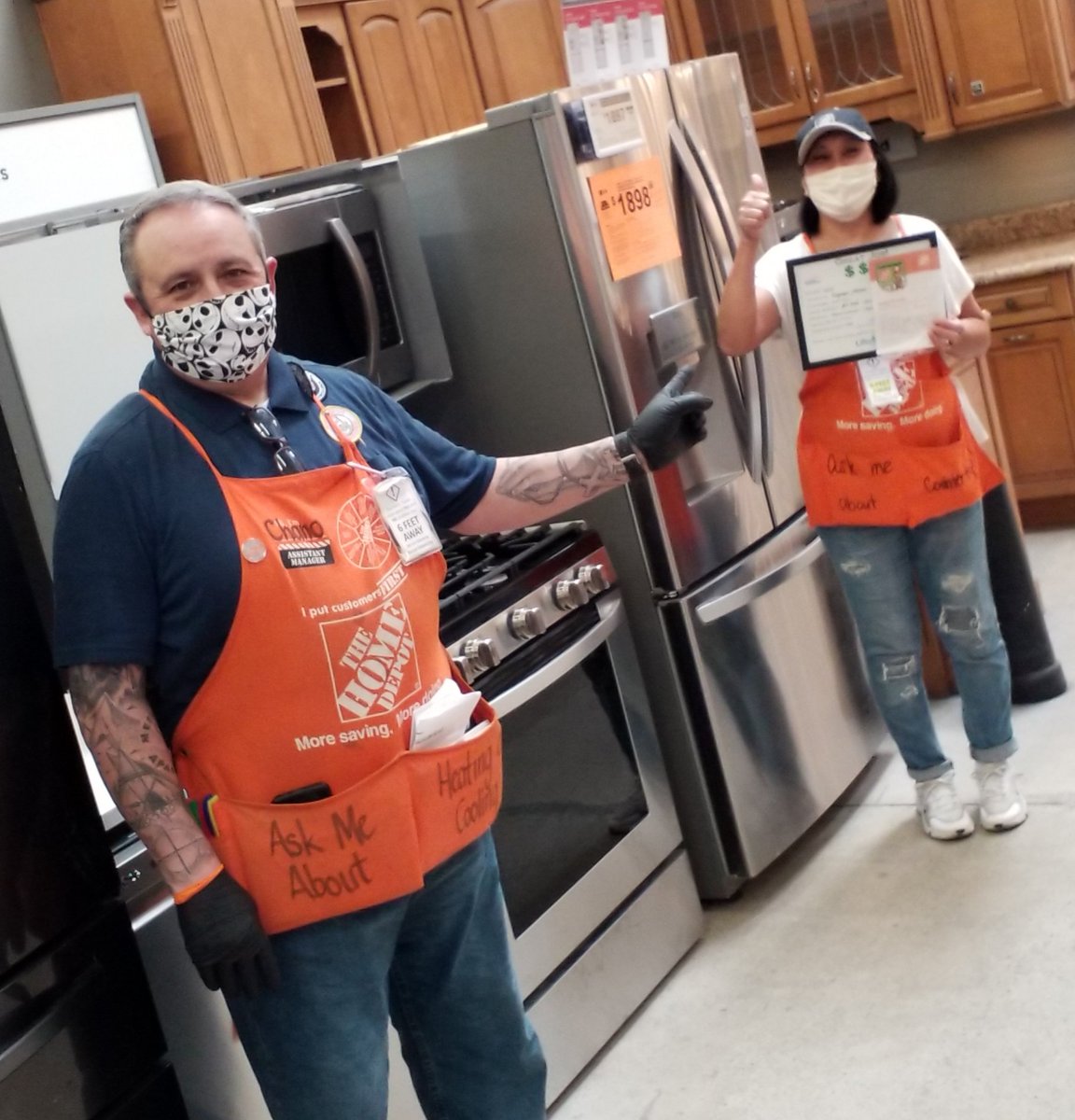dstith76's tweet photo. 📢 Phenomenal job!!!! By Ligaya @Homedepot 0608 For Driving Appliance Longevity Sales that equals 146 shopping carts pushed out in 2 mins 💰💵💰💵💰  Awesome Customer Service #TrendingOrange https://t.co/pM3pgCpJ6r