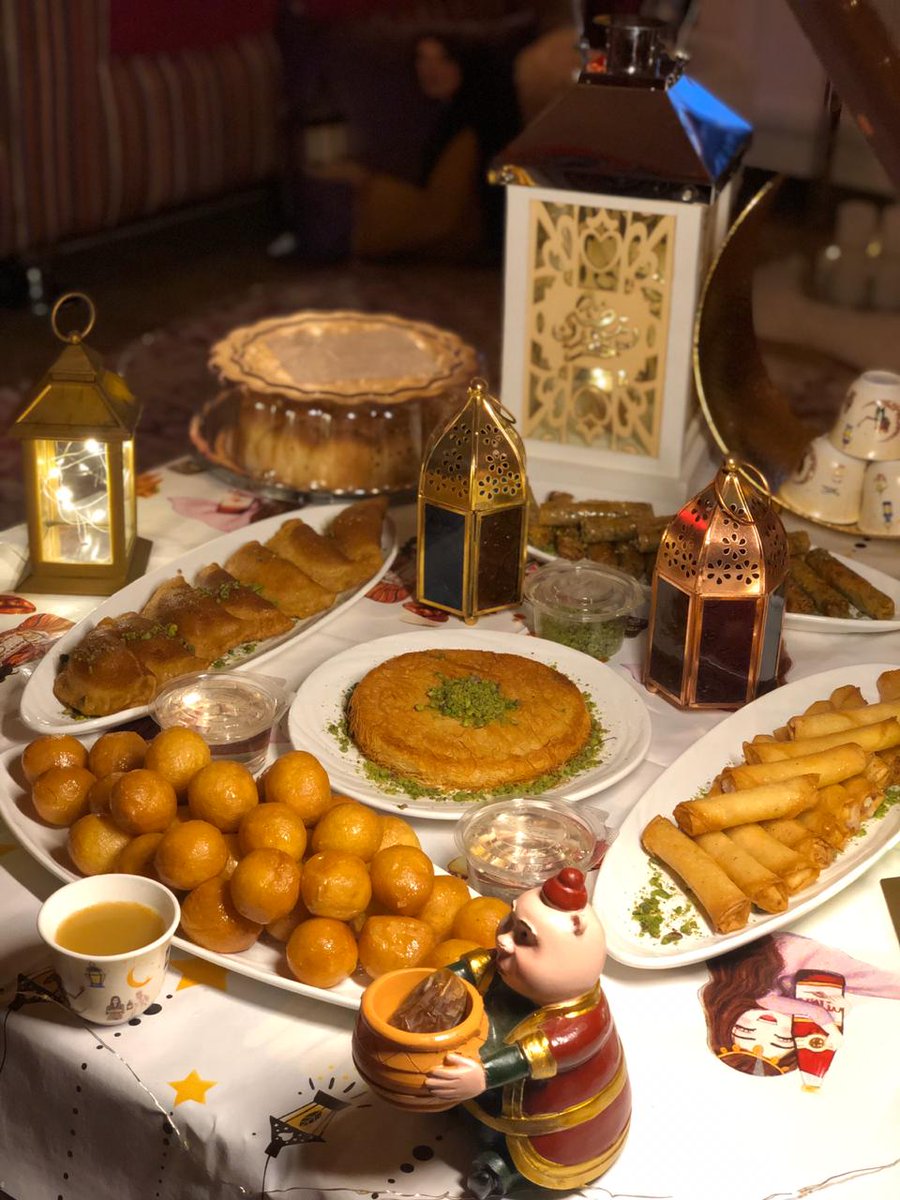 <a href="/EPDA311/">ابداع</a> ممكن تضيف بعد حلويات #خزامى_كيتشن المفرزنة

والطلب من التطبيق 

Kuzama Kitchen iOS URL:             
tiny.cc/nwnpnz

Kuzama Kitchen Android URL:   
tiny.cc/cznpnz