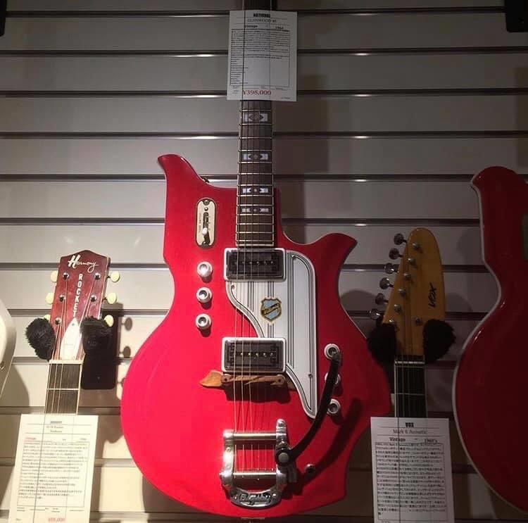 これがMV480HTの 基になったナショナルギター！ これにレスポール要素