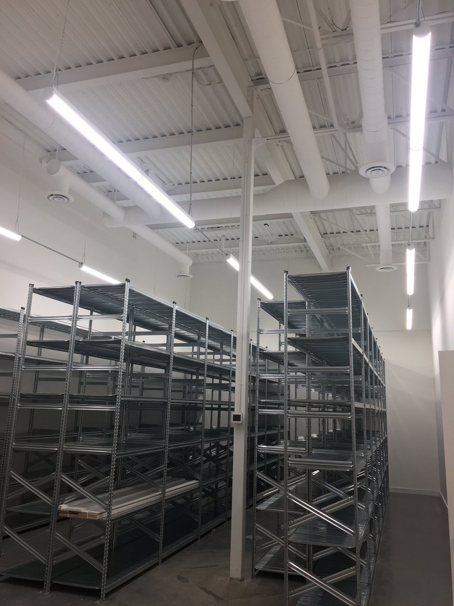 Tenant improvements (‘19-‘20 ) for the new Urban Barn store in Emerald Hills Sherwood Park.  Urban Barn = great people and great home furnishings. <a href="/RenovationFind/">Renovationfind</a> <a href="/urban_barn/">Urban Barn</a>