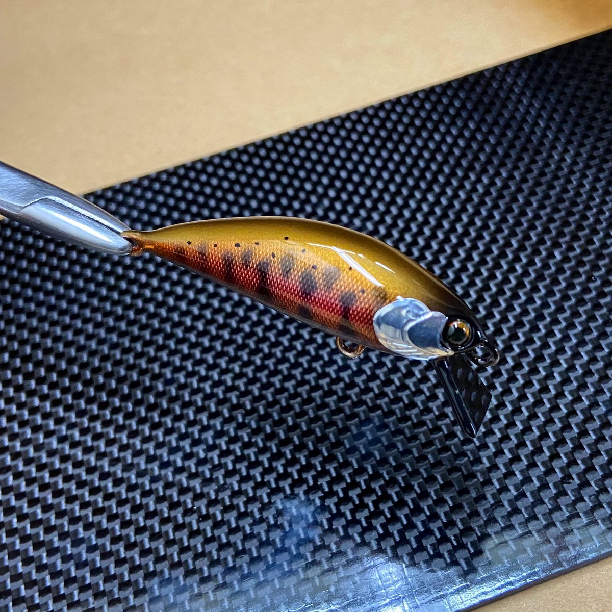 Masahiro Ikegaya Twitter પર ハンドメイドルアー エアブラシ塗装 ヤマメカラー T Co 37tk5amayb Youtubeより ハンドメイドルアー ハンドメイドミノー エアブラシ 塗装 渓流 トラウト