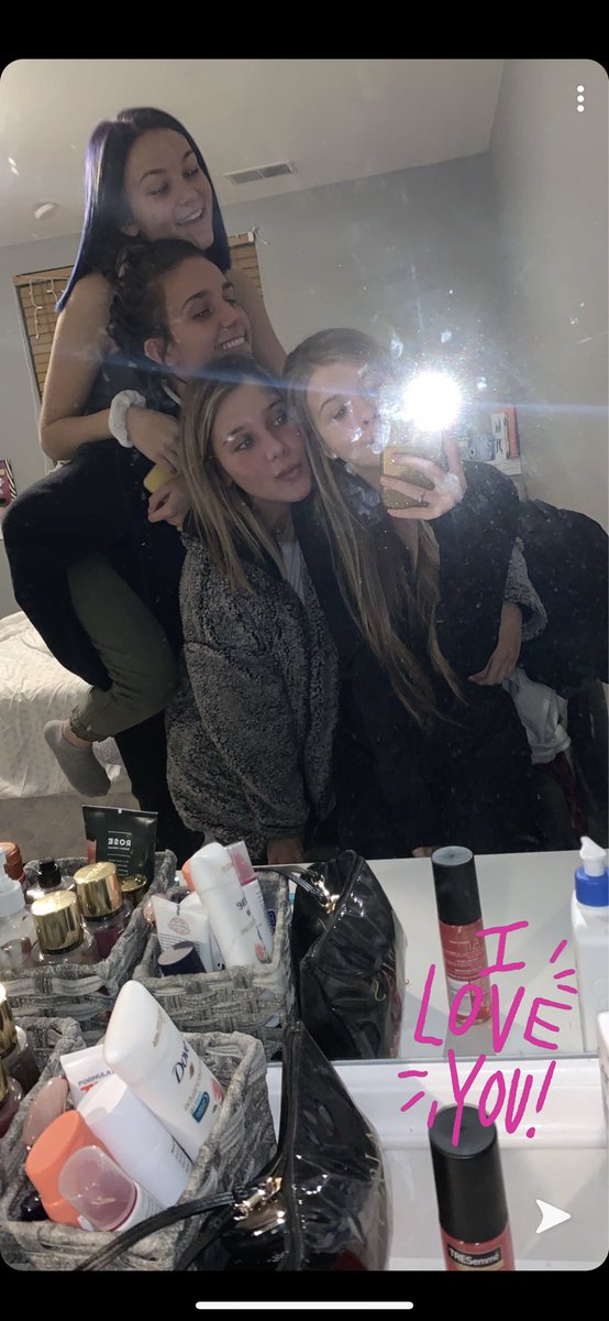 libbyolson11's tweet photo. Big happy birthday to @priscillacoleee  Wish we could celebrate together 🥺 Hope your day is as perfect as you are 💕 love you ! https://t.co/5VwnUIDcYA