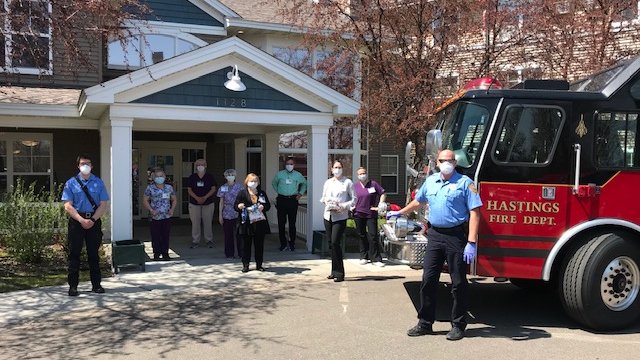 CityHastingsMN's tweet photo. THANK YOU #HastingsMN Mask Makers! You are true heroes. HFD delivered 1,350 masks to the MN Vets Home, Oak Ridge Assisted Living, Regina Senior Living, &amp; Augustana Senior Living. #HastingsFinest #MinneSEWtaWeek #StayHomeMadeMN https://t.co/4UCSyanZHB