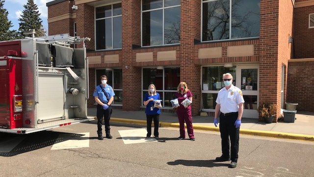CityHastingsMN's tweet photo. THANK YOU #HastingsMN Mask Makers! You are true heroes. HFD delivered 1,350 masks to the MN Vets Home, Oak Ridge Assisted Living, Regina Senior Living, &amp; Augustana Senior Living. #HastingsFinest #MinneSEWtaWeek #StayHomeMadeMN https://t.co/4UCSyanZHB